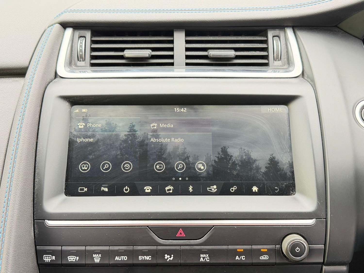 Used Jaguar E-Pace 2019 for sale - 78072347: Photo 7