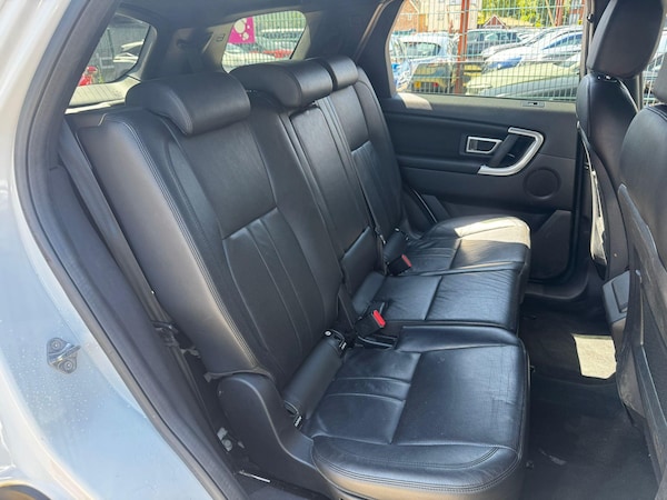 Used Land Rover Discovery Sport 2018 for sale - 75225372: Photo 18