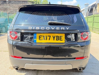Used Land Rover Discovery Sport 2017 for sale - 78752811: Photo