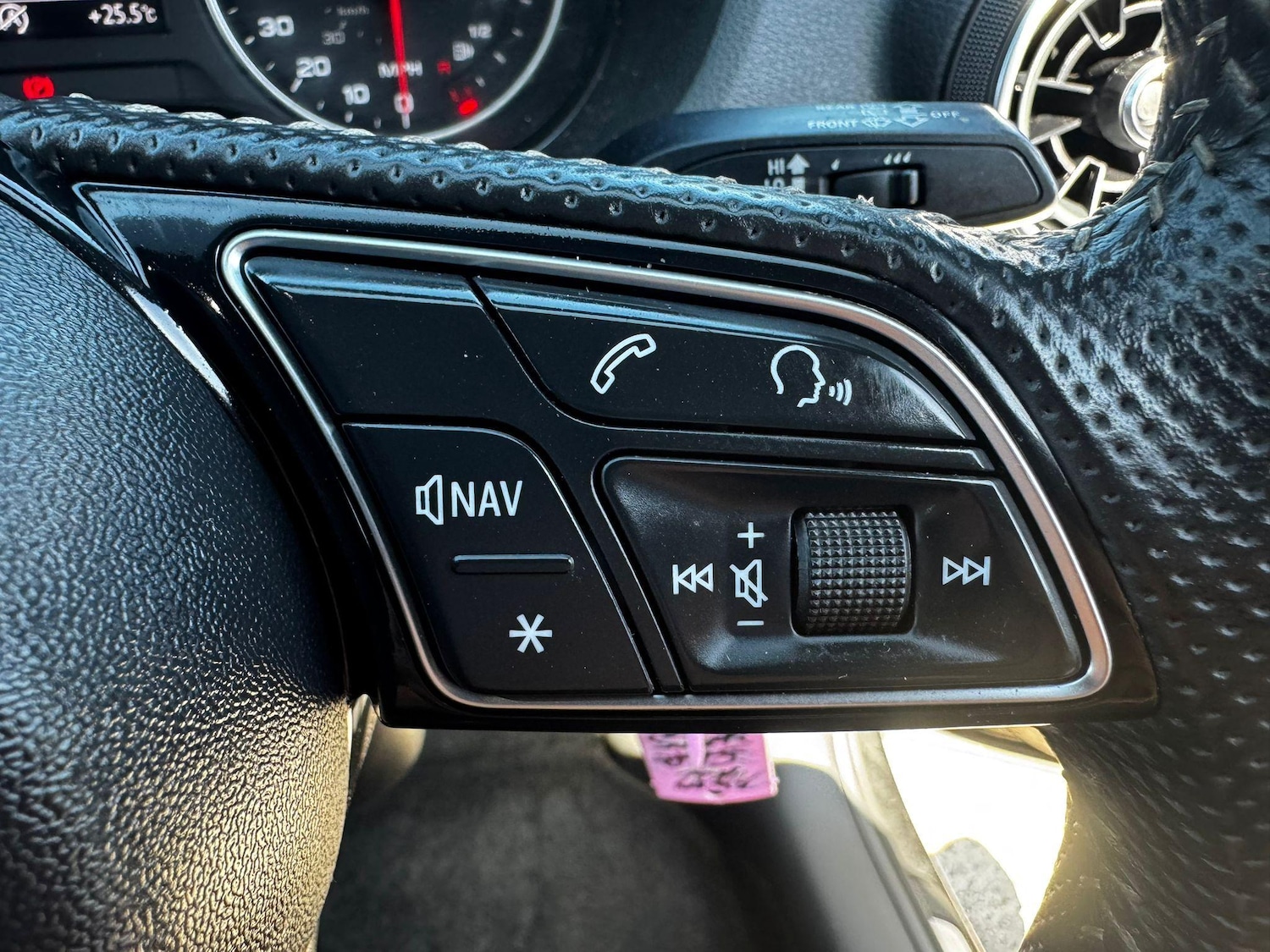 Used Audi Q2 2018 for sale - 76988449: Photo 26