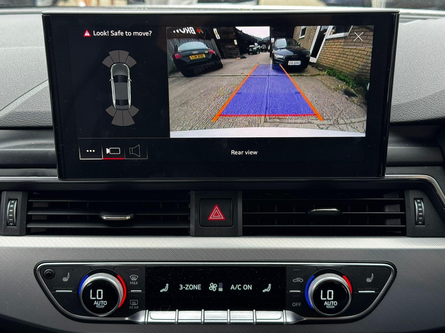 Used Audi A4 2021 for sale - 78171219: Photo 2