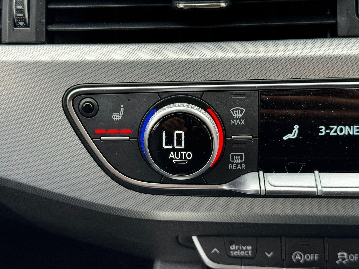 Used Audi A4 2021 for sale - 78171219: Photo 32