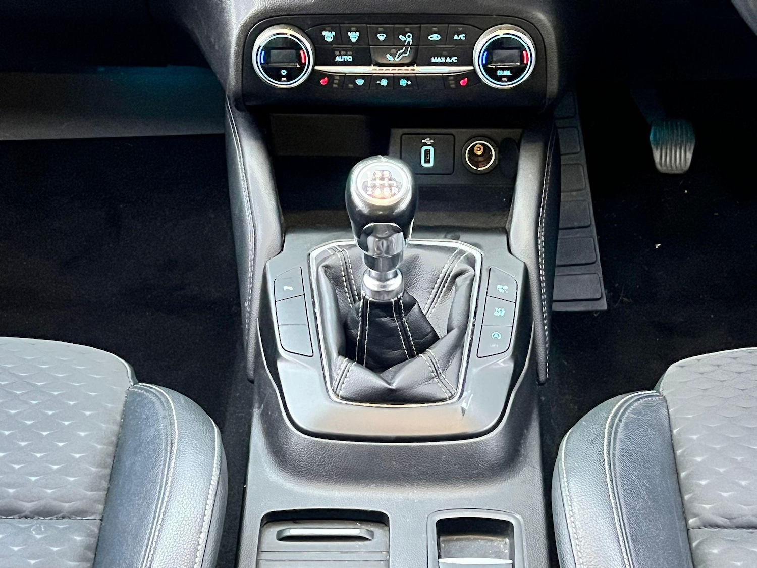 Used Ford Focus for sale - 77279835: Photo 26