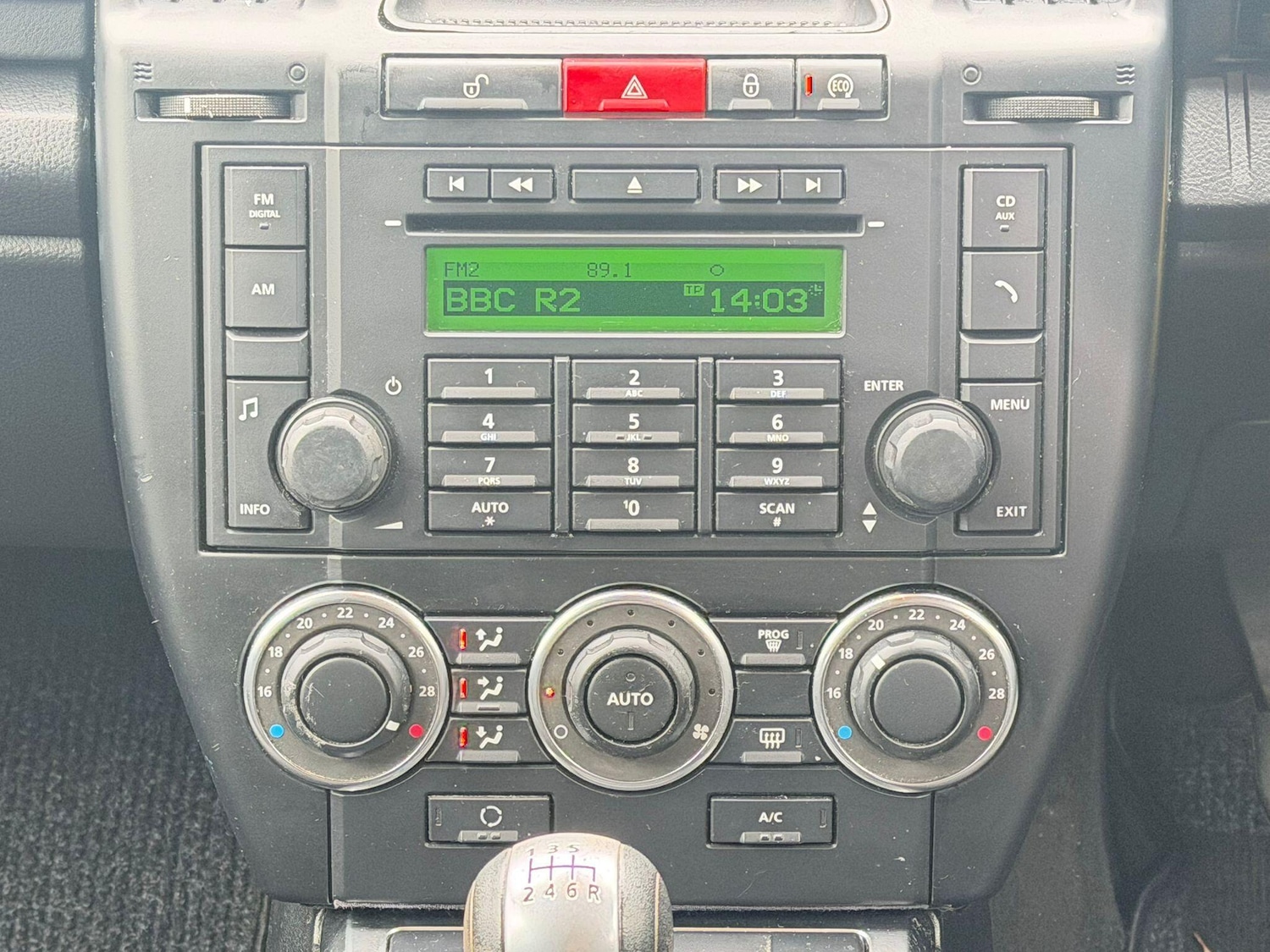 Used Land Rover Freelander 2011 for sale - 77695570: Photo 24