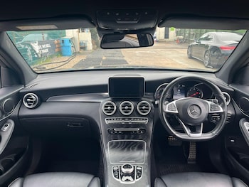 Used Mercedes-Benz GLC 2018 for sale - 79202126: Photo