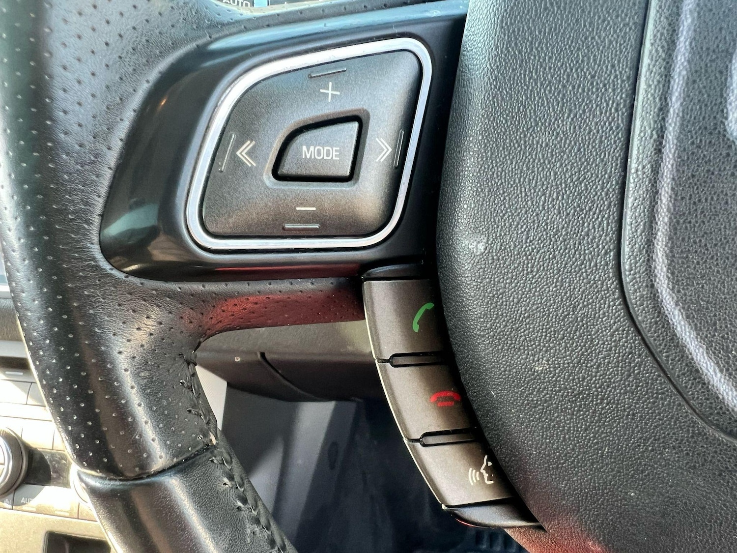 Used Land Rover Range Rover Evoque 2012 for sale - 77109600: Photo 13