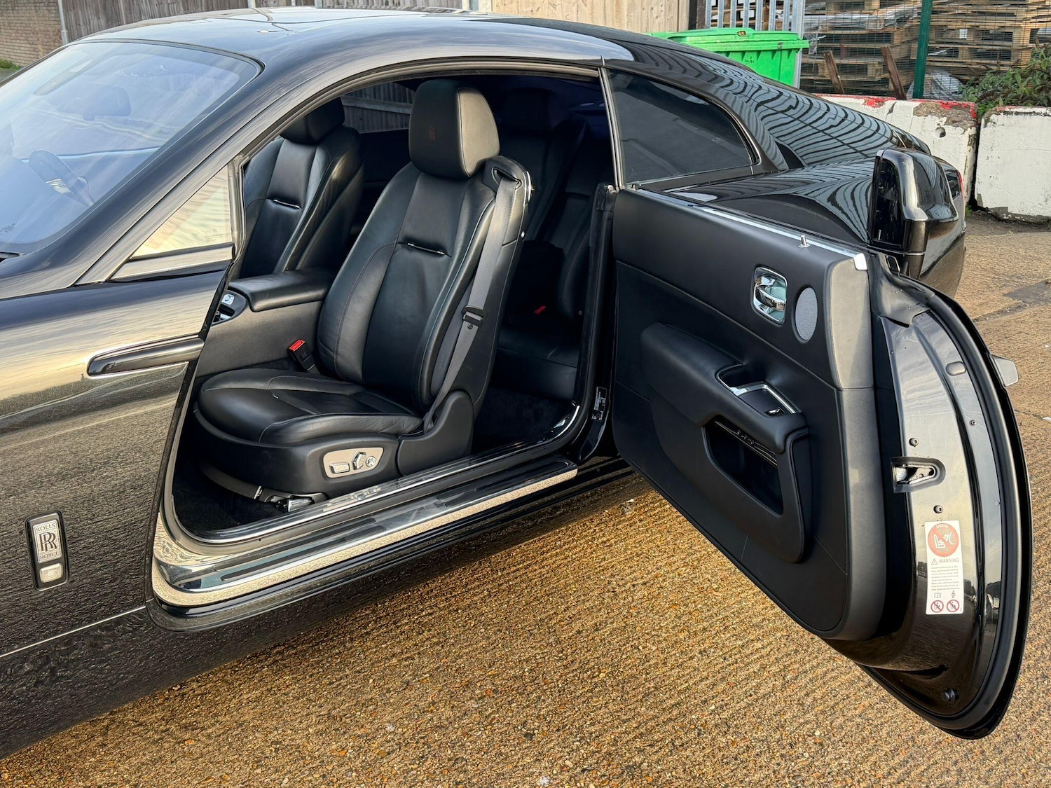 Used Rolls-Royce Wraith for sale - 77040727: Photo 18