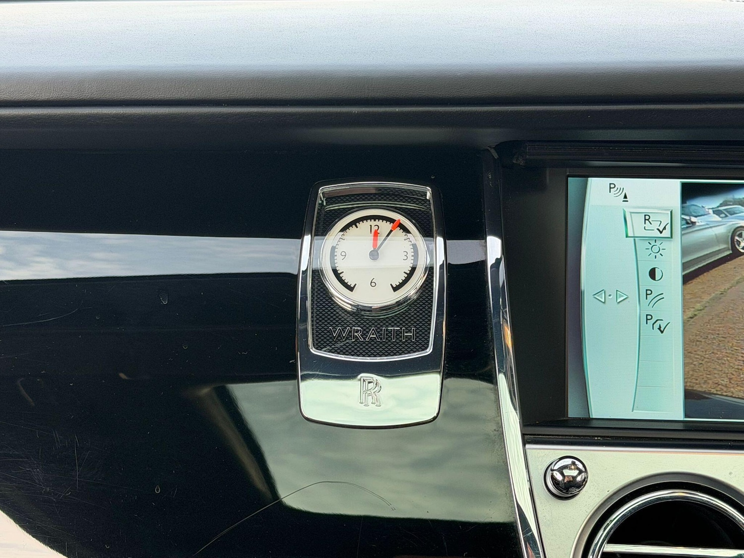 Used Rolls-Royce Wraith for sale - 77040727: Photo 32