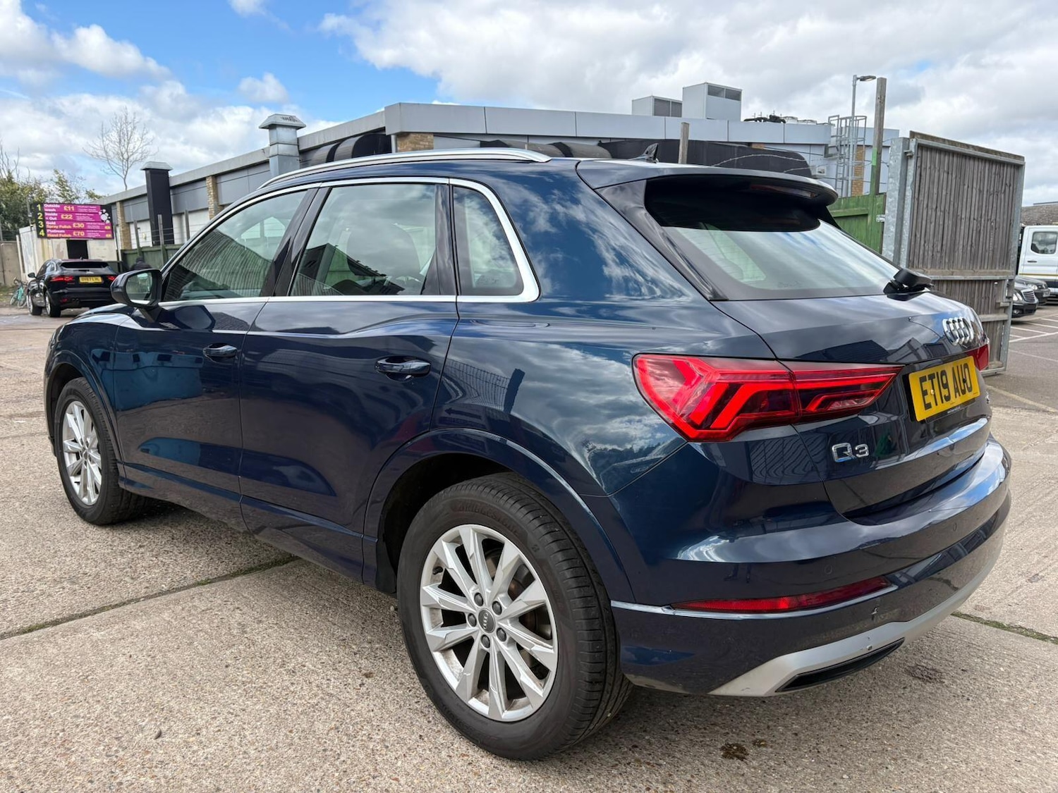 Used Audi Q3 2019 for sale - 78116535: Photo 5
