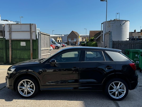 Used Audi Q2 2018 for sale - 75102626: Photo 6
