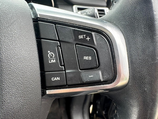 Used Land Rover Discovery Sport 2018 for sale - 76227624: Photo 29