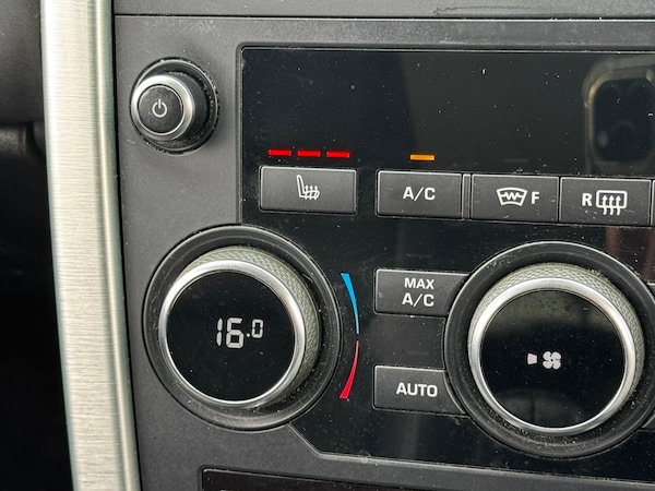 Used Land Rover Discovery Sport 2018 for sale - 76227624: Photo 30