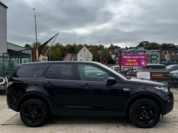 Used Land Rover Discovery Sport 2018 for sale - 76227624: Photo 3