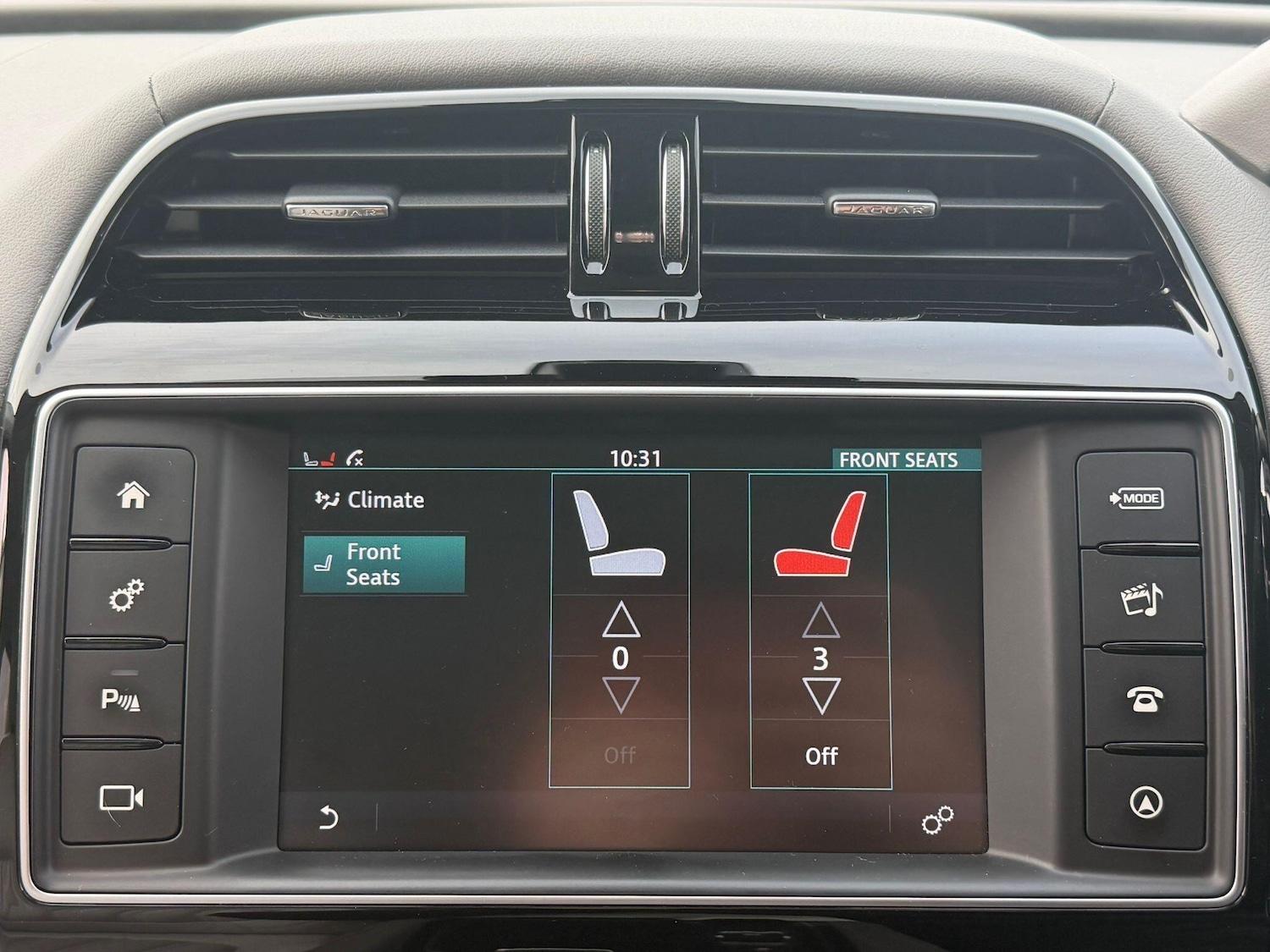 Used Jaguar F-Pace 2018 for sale - 76965146: Photo 12