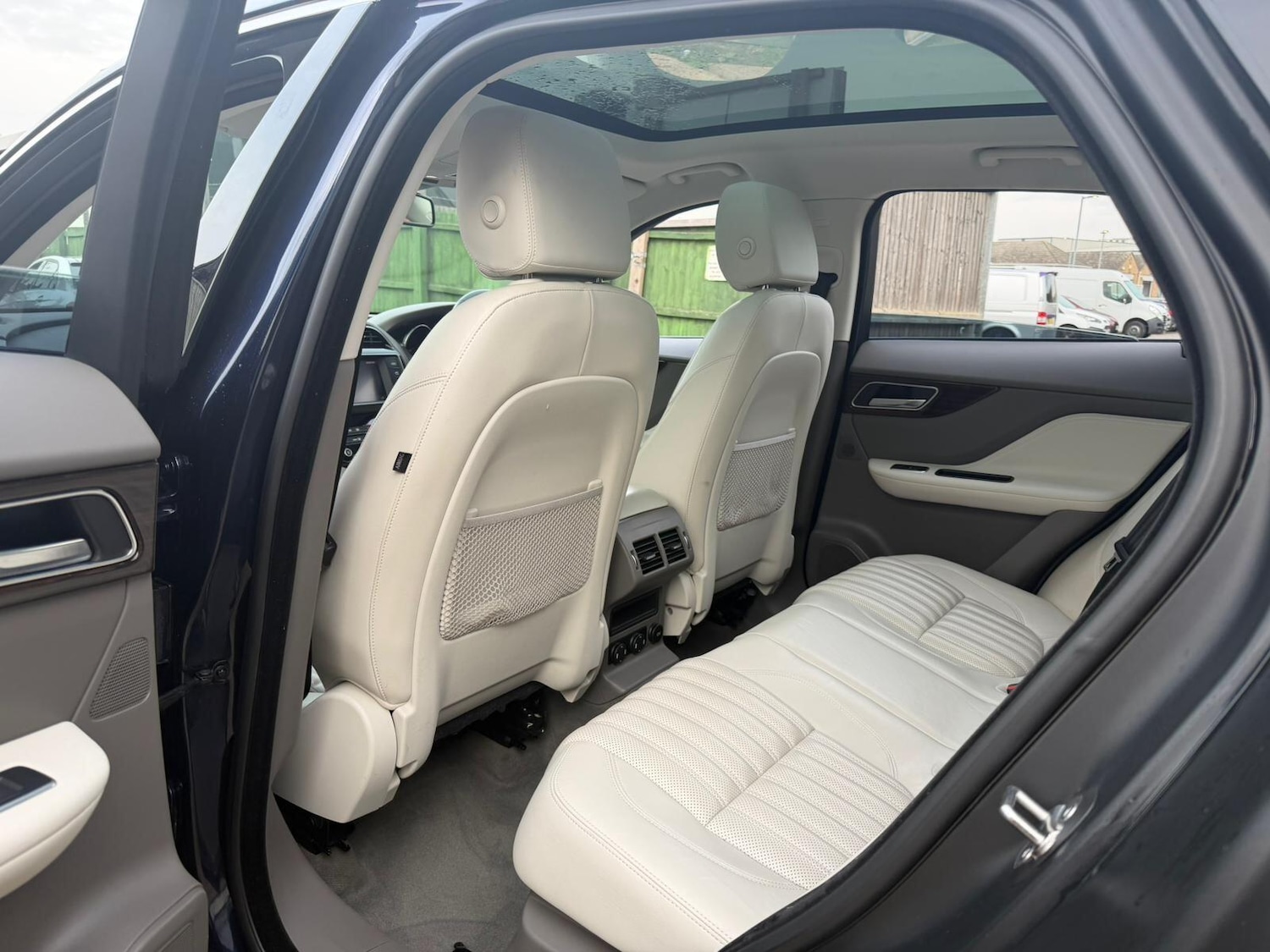 Used Jaguar F-Pace 2018 for sale - 76965146: Photo 23