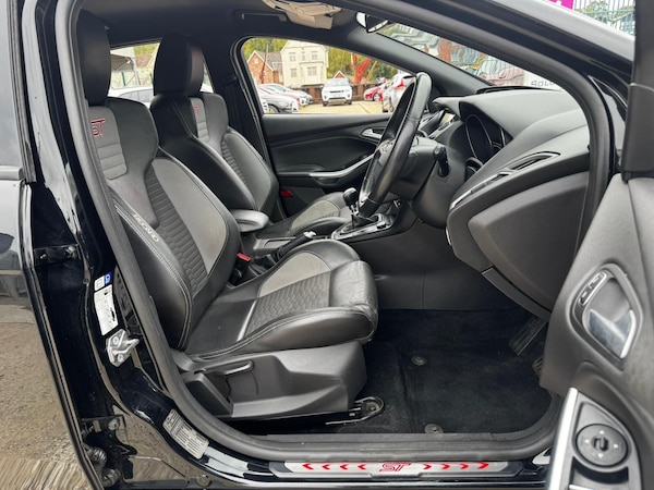 Used Ford Focus 2018 for sale - 76238551: Photo 14