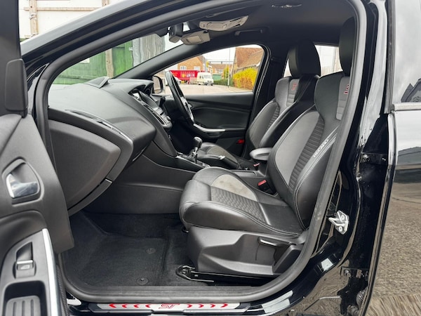 Used Ford Focus 2018 for sale - 76238551: Photo 22