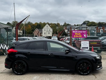 Used Ford Focus 2018 for sale - 76238551: Photo 3