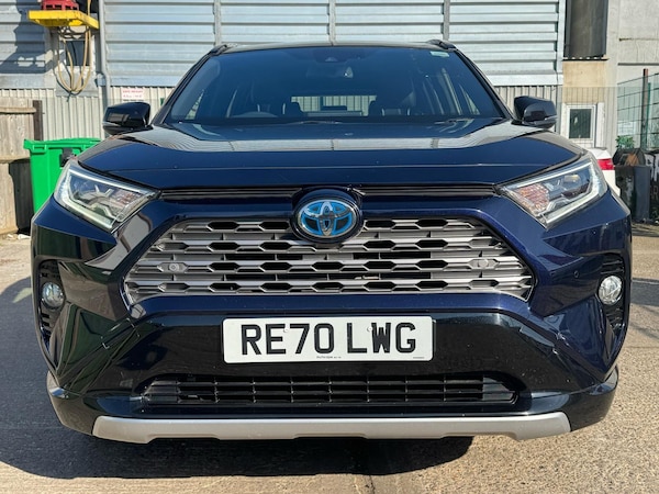 Used Toyota RAV4 2020 for sale - 74810588: Photo 11