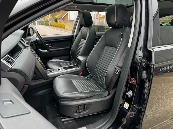 Used Land Rover Discovery Sport 2017 for sale - 74433687: Photo 30