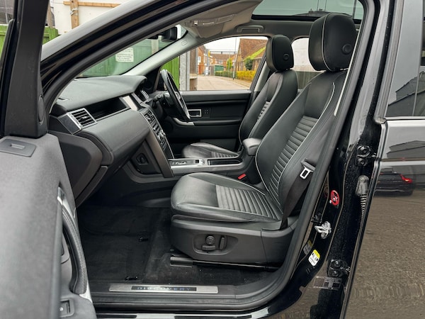 Used Land Rover Discovery Sport 2017 for sale - 74433687: Photo 31