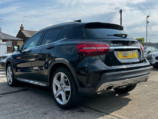 Used Mercedes-Benz GLA 2018 for sale - 75634927: Photo 8