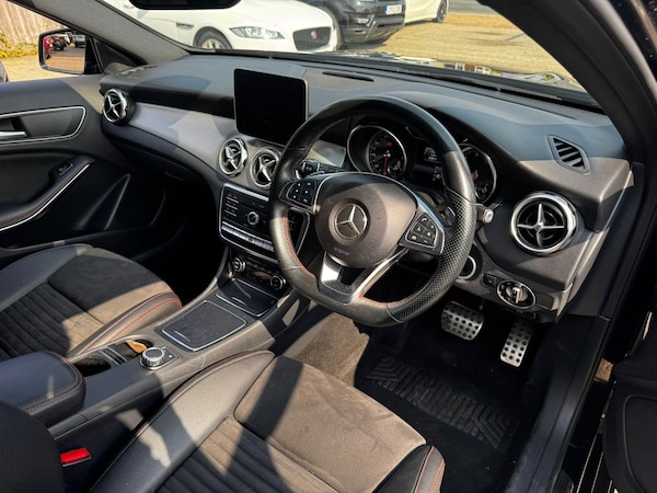 Used Mercedes-Benz GLA 2018 for sale - 75634927: Photo 9