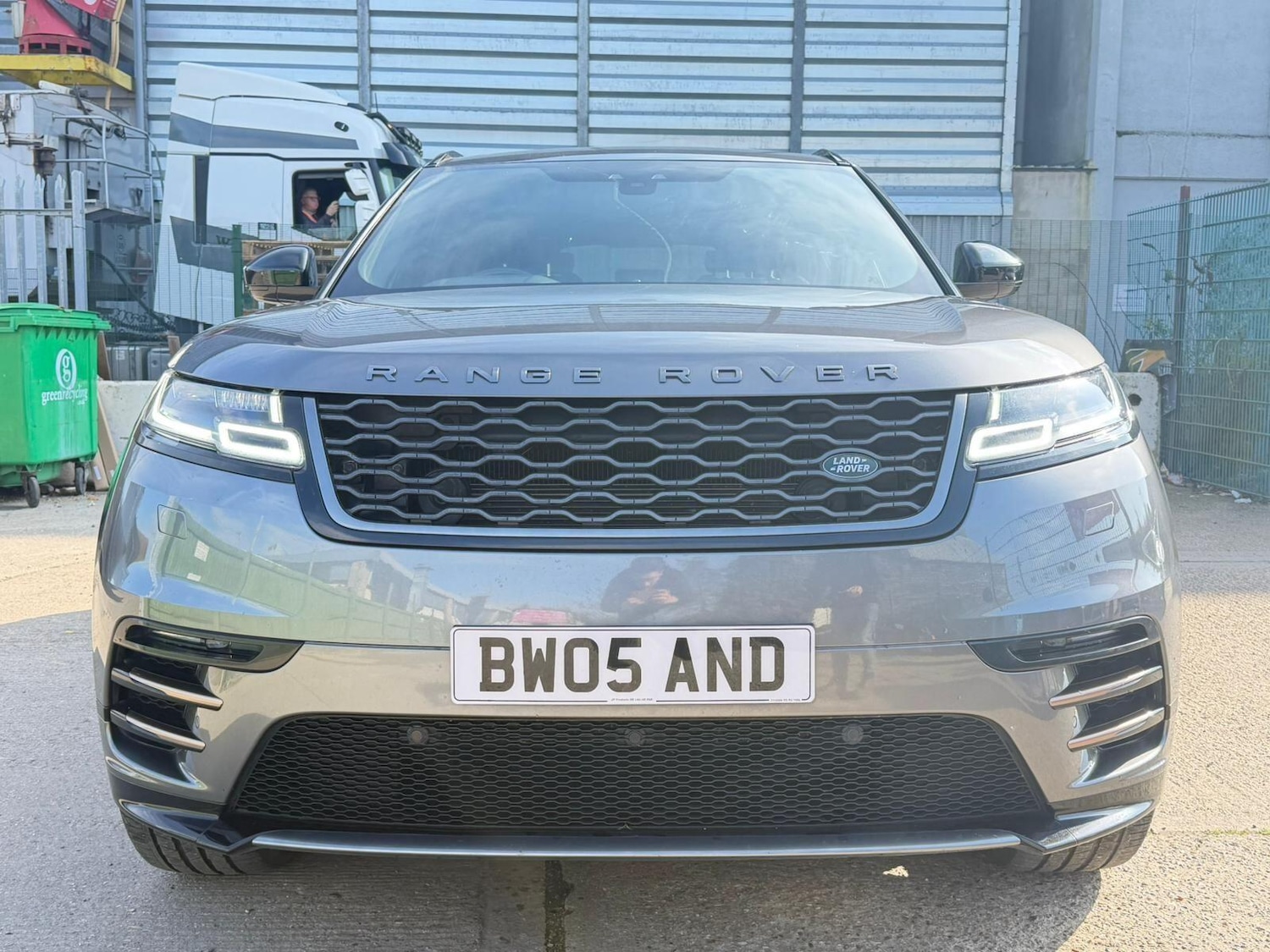 Used Land Rover Range Rover Velar 2018 for sale - 77737731: Photo 3