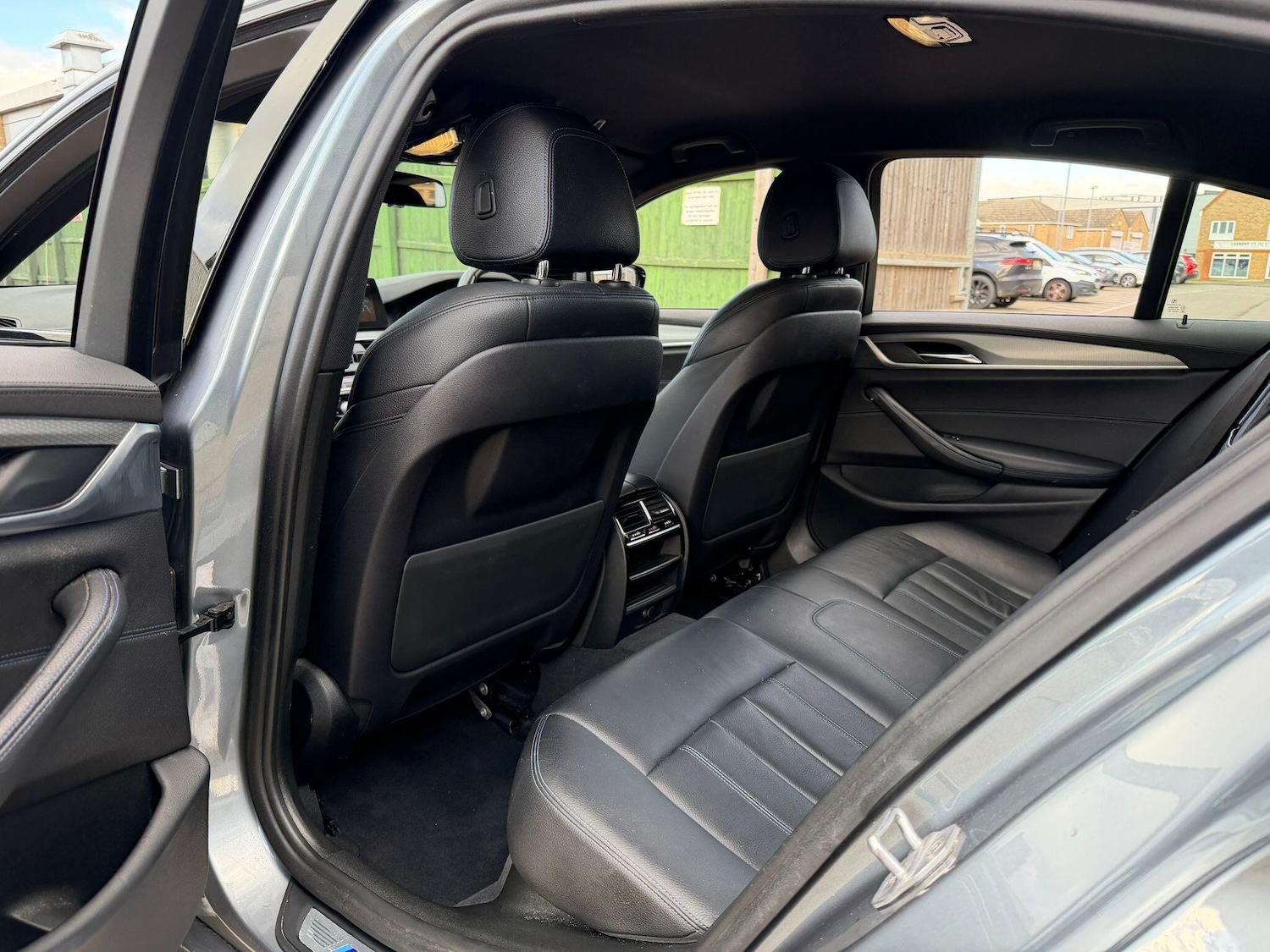 Used BMW 5 Series 2017 for sale - 77074713: Photo 21