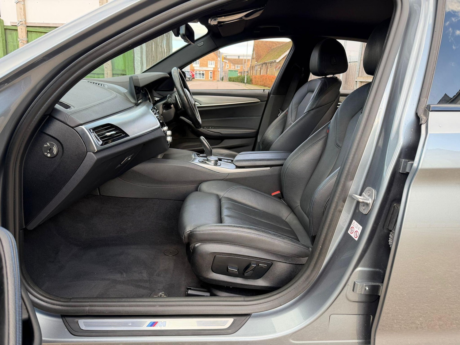 Used BMW 5 Series 2017 for sale - 77074713: Photo 22