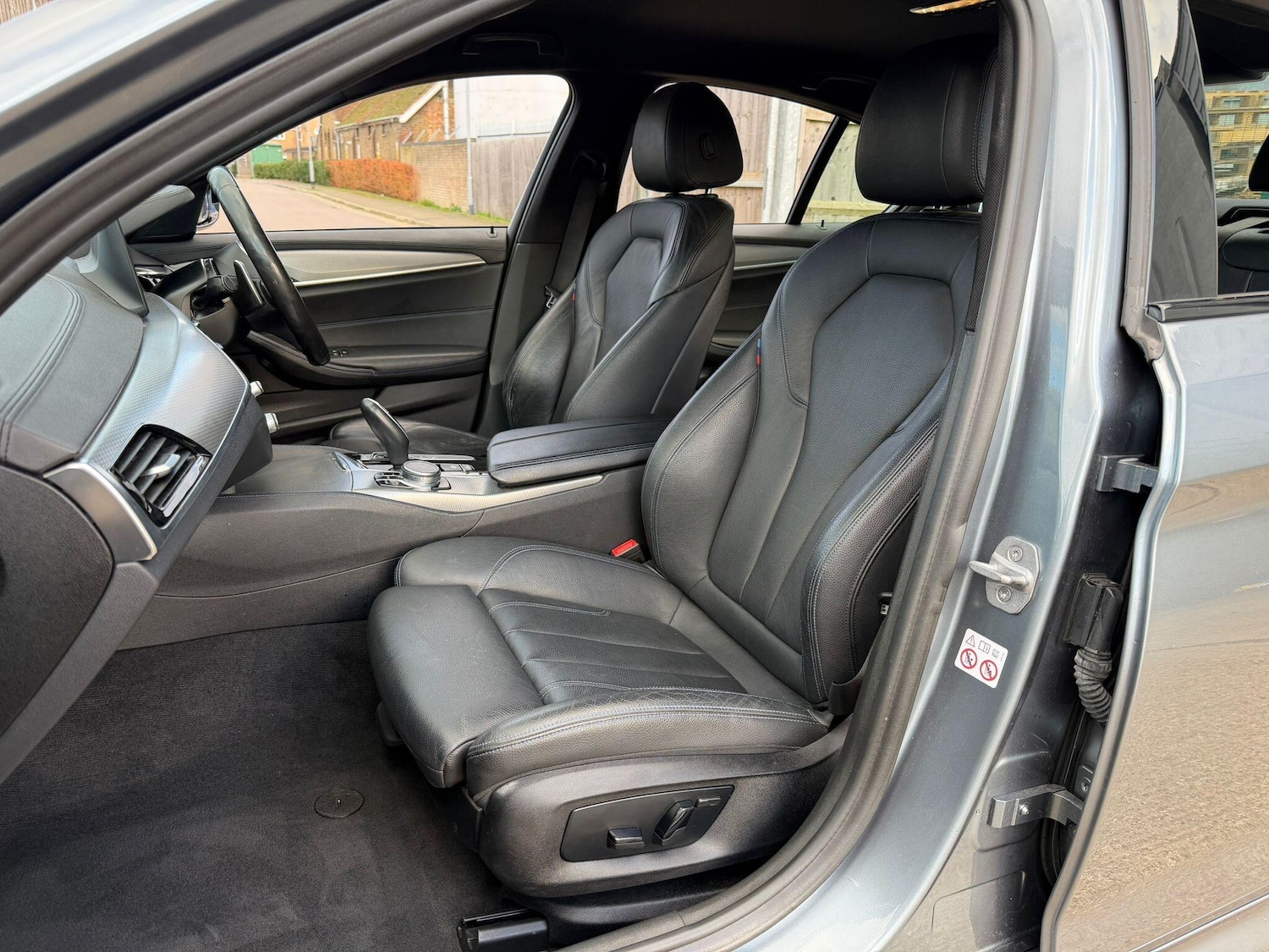 Used BMW 5 Series 2017 for sale - 77074713: Photo 23