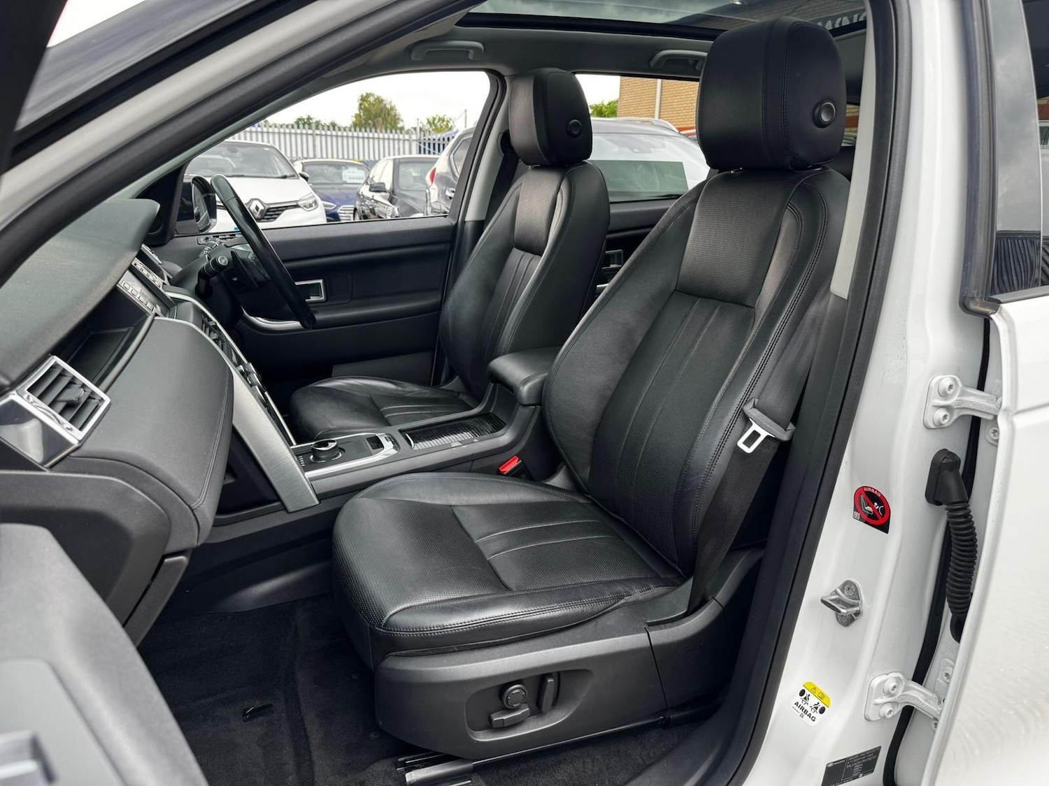 Used Land Rover Discovery Sport 2018 for sale - 76887146: Photo 23