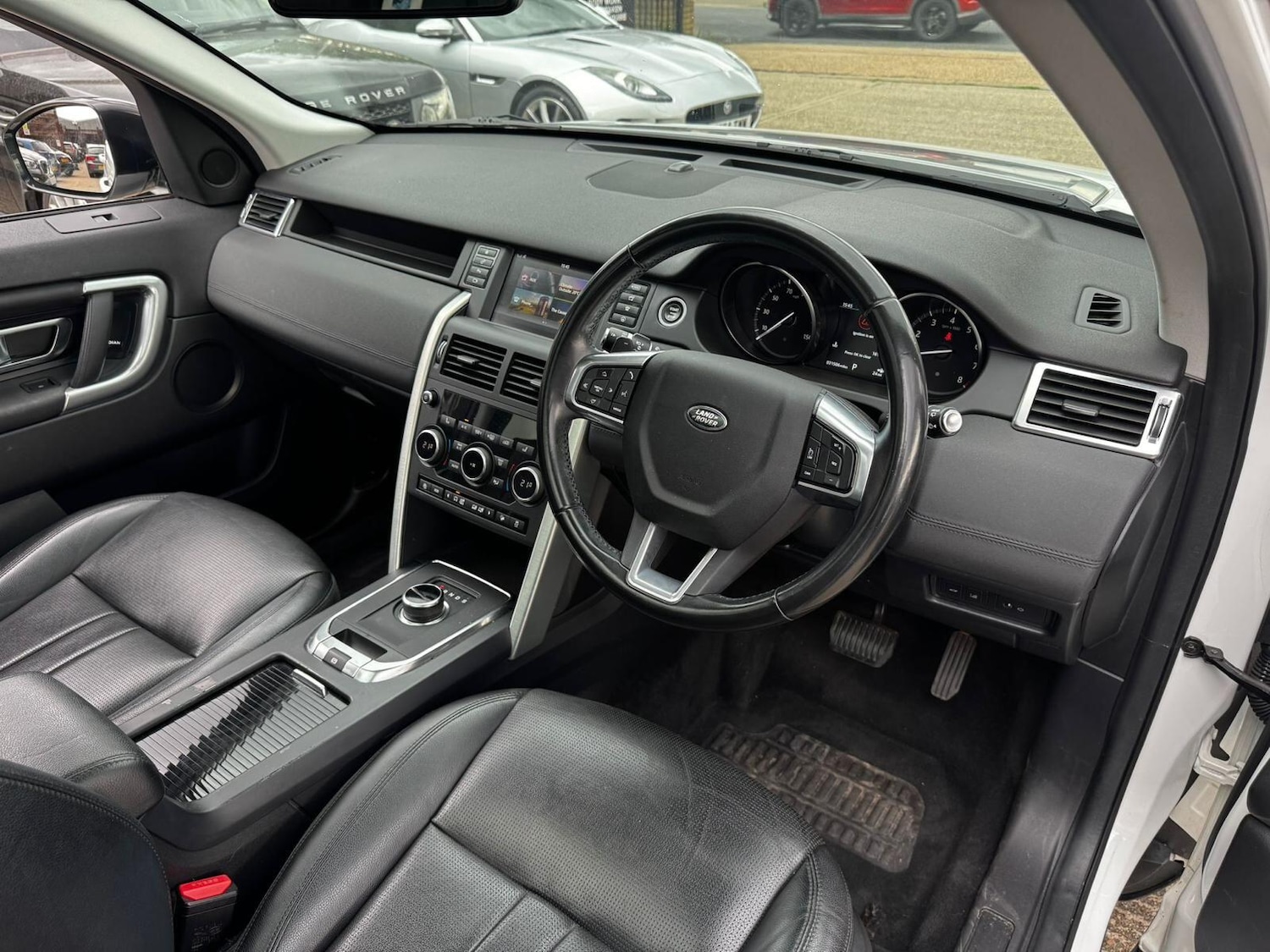 Used Land Rover Discovery Sport 2018 for sale - 76887146: Photo 9