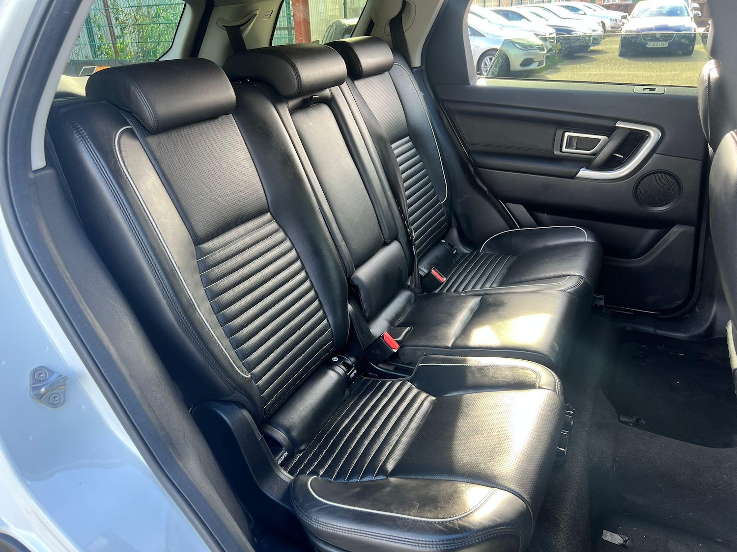 Used Land Rover Discovery Sport 2017 for sale - 76337408: Photo 17