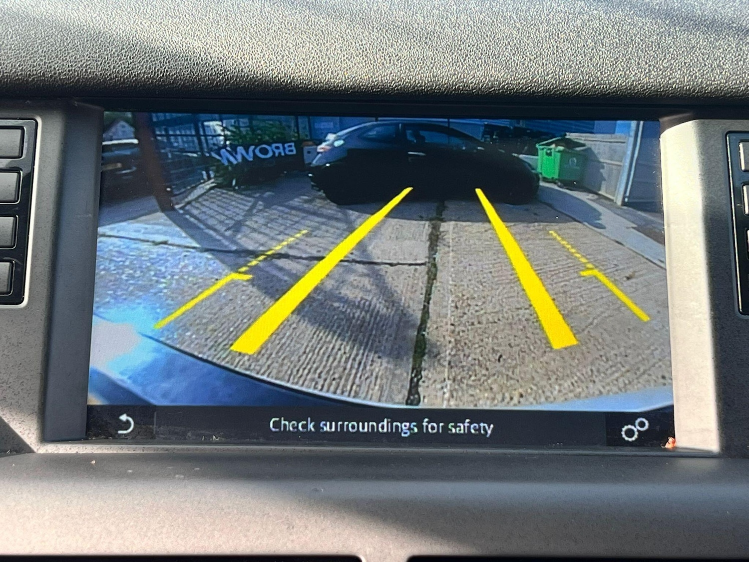 Used Land Rover Discovery Sport 2017 for sale - 76337408: Photo 7