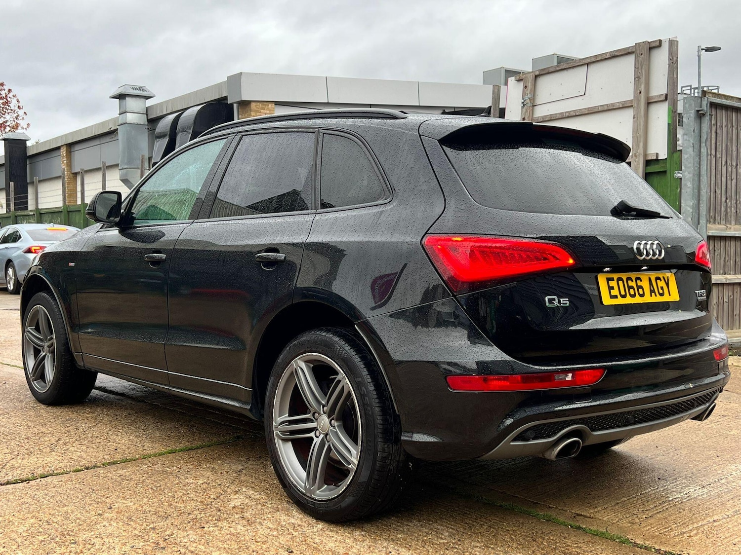 Used Audi Q5 2016 for sale - 76432639: Photo 5