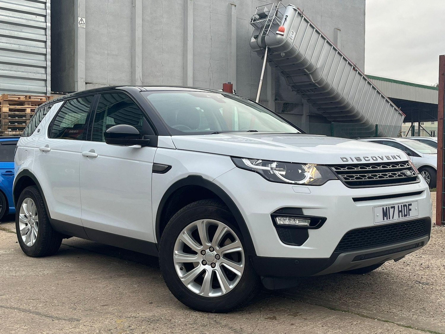 Used Land Rover Discovery Sport 2016 for sale - 76259672: Photo 1