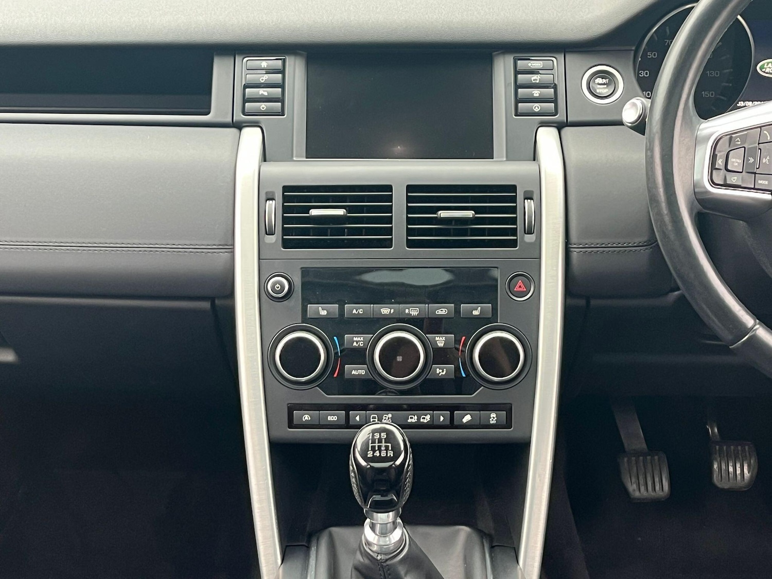 Used Land Rover Discovery Sport 2016 for sale - 76259672: Photo 21