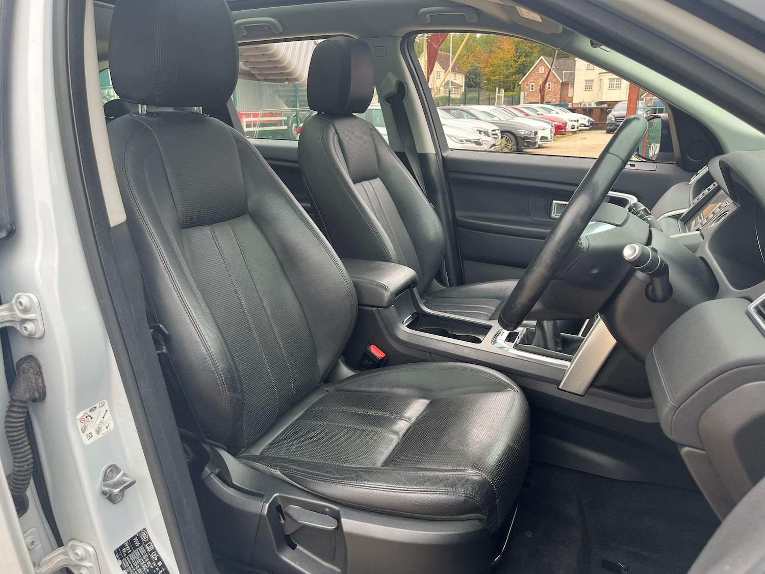 Used Land Rover Discovery Sport 2016 for sale - 76259672: Photo 27