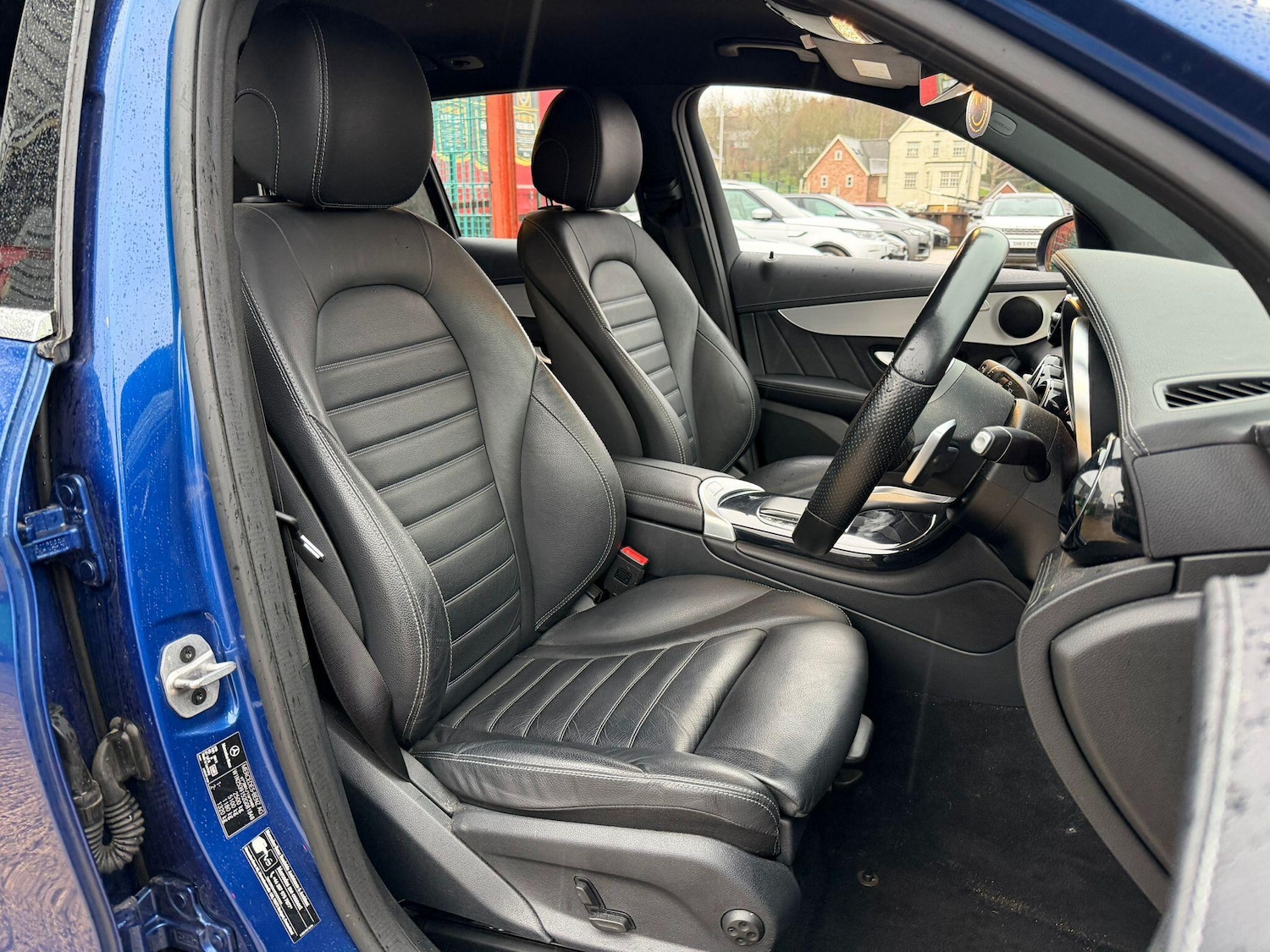 Used Mercedes-Benz GLC 2022 for sale - 77216232: Photo 16