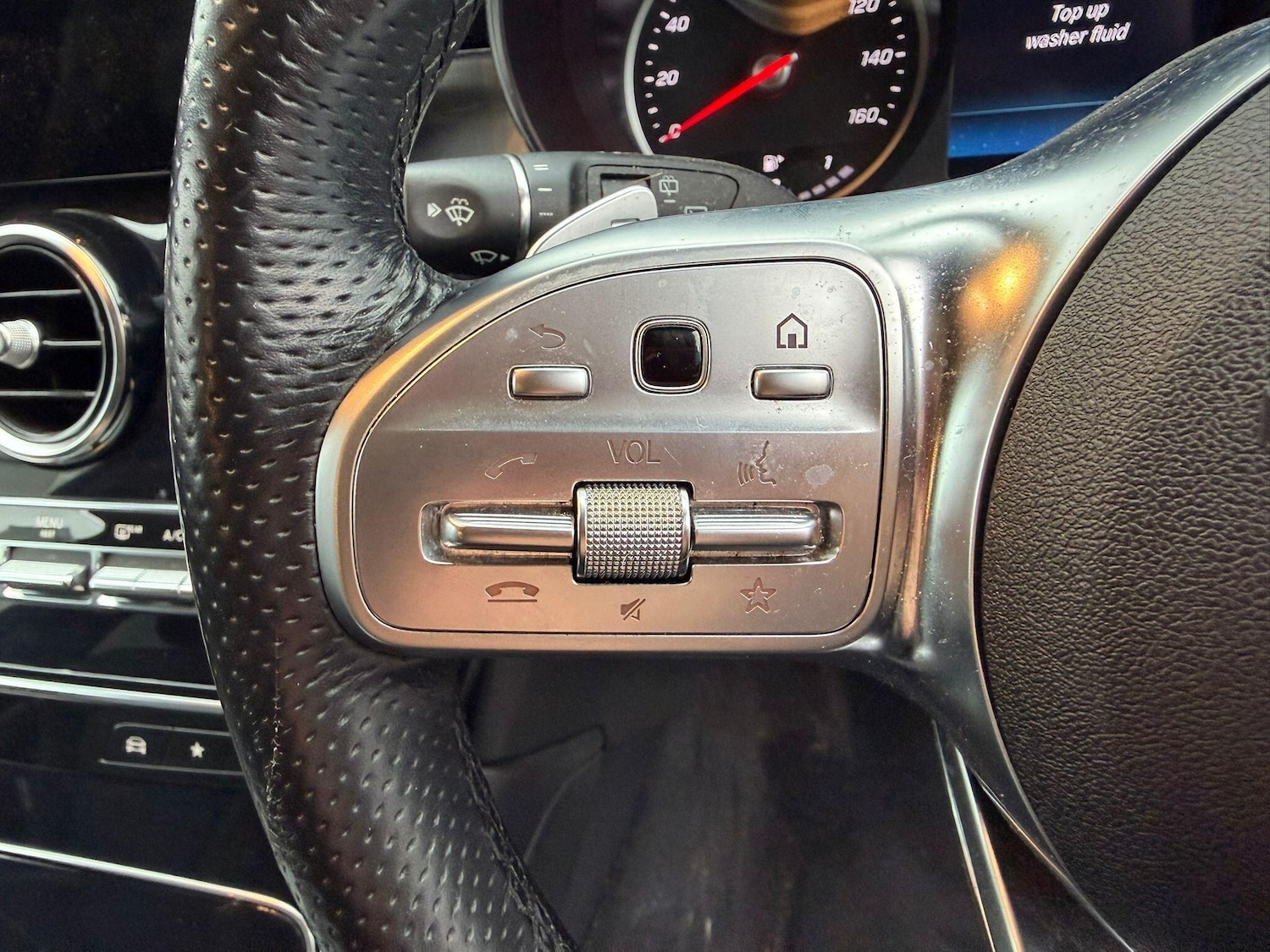 Used Mercedes-Benz GLC 2022 for sale - 77216232: Photo 23