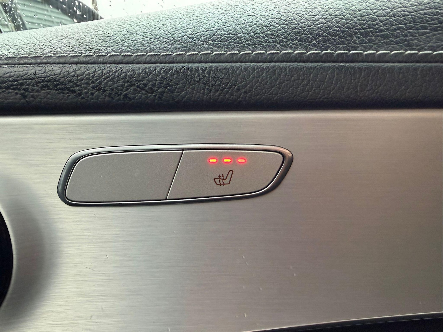 Used Mercedes-Benz GLC 2022 for sale - 77216232: Photo 25