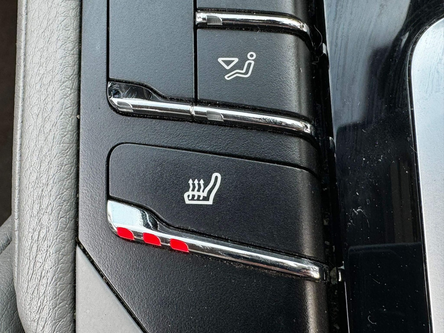 Vehicle 33