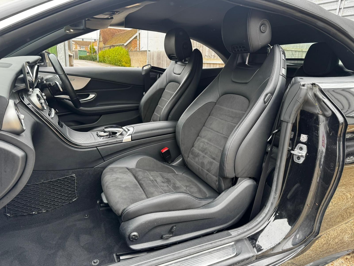 Used Mercedes-Benz C Class 2021 for sale - 76865975: Photo 17