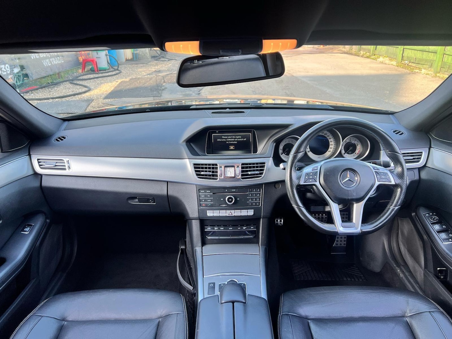 Used Mercedes-Benz E Class 2015 for sale - 76865710: Photo 19