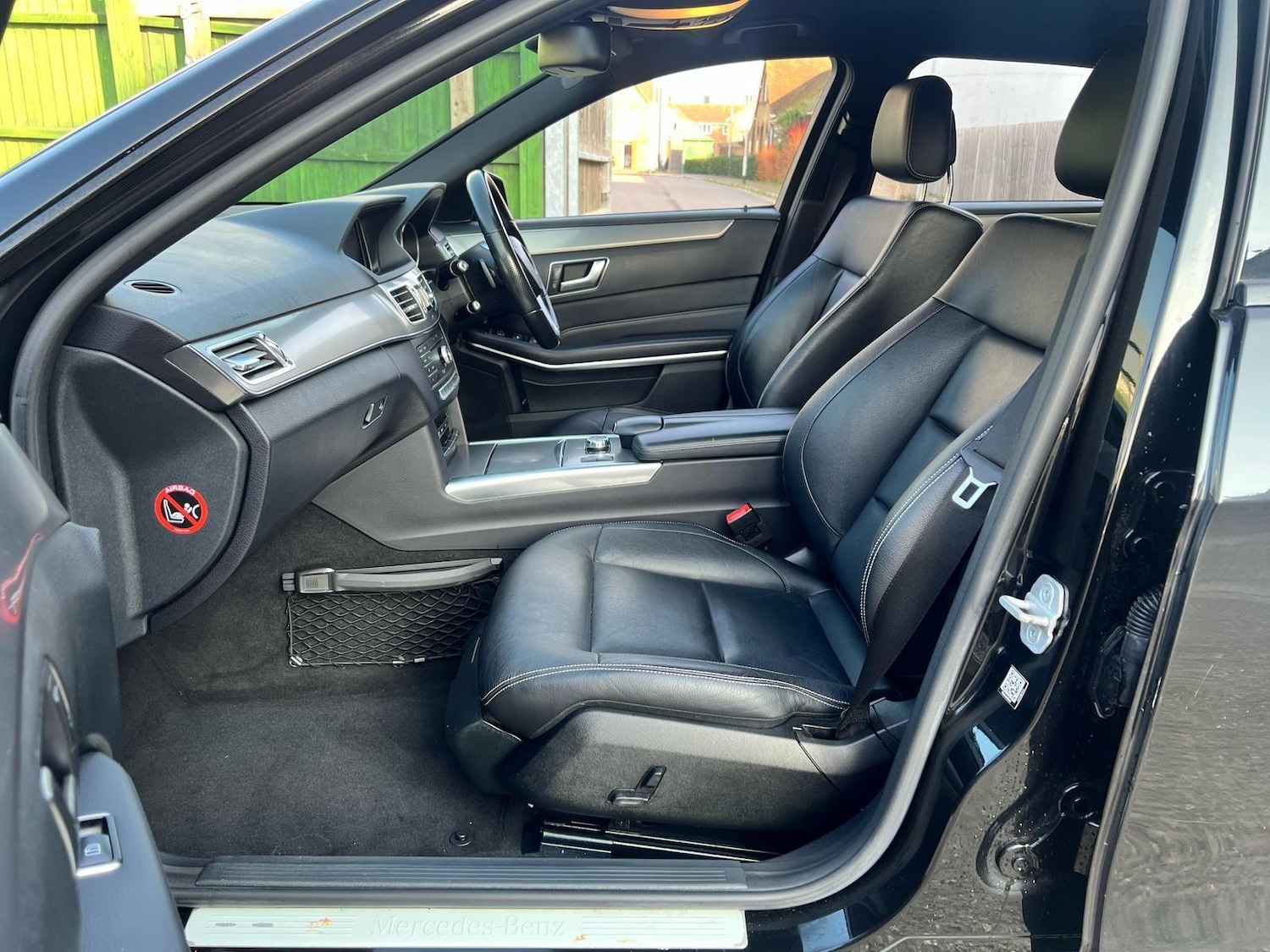 Used Mercedes-Benz E Class 2015 for sale - 76865710: Photo 22