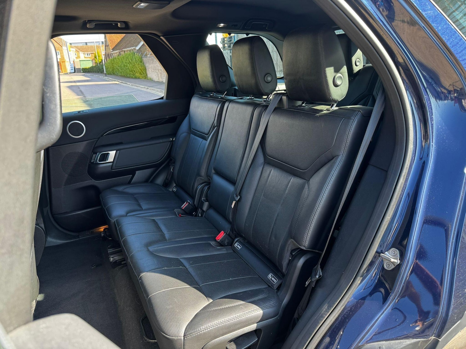 Used Land Rover Discovery 2018 for sale - 76990006: Photo 21