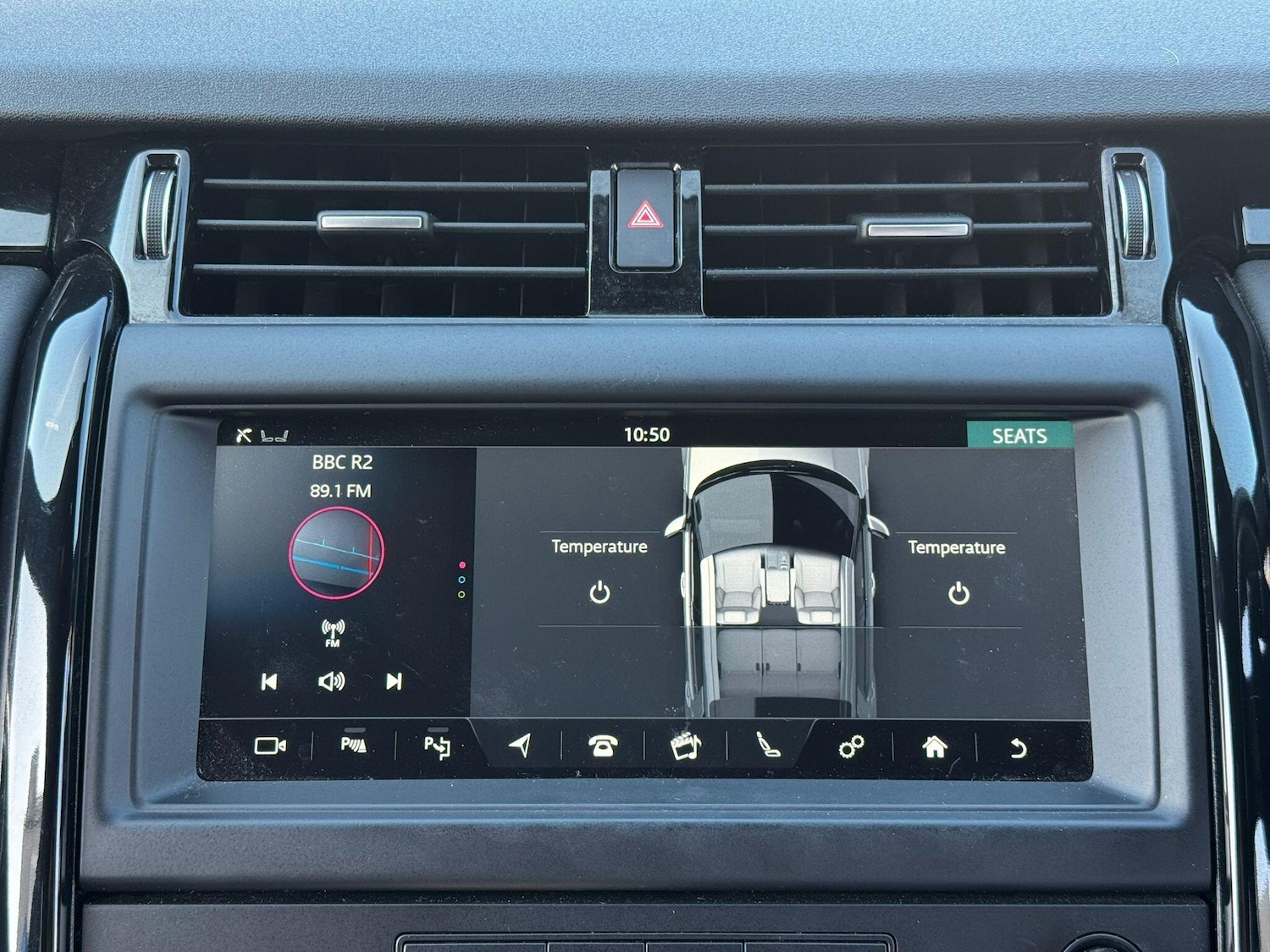 Used Land Rover Discovery 2018 for sale - 76990006: Photo 27