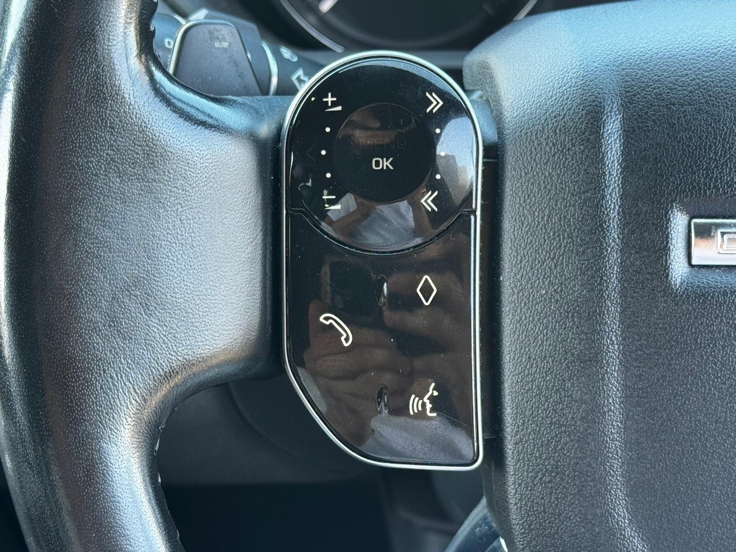 Used Land Rover Discovery 2018 for sale - 76990006: Photo 32