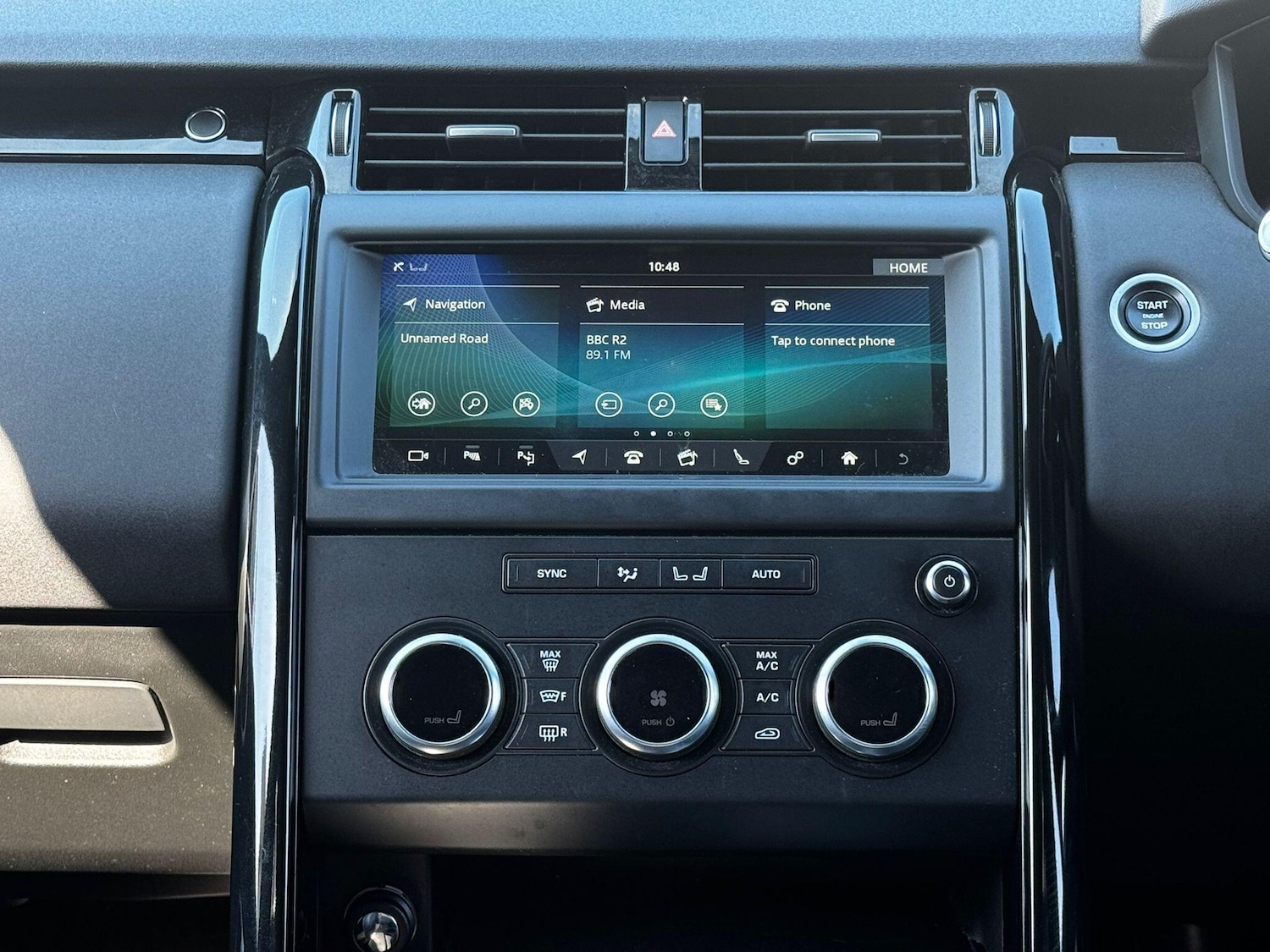 Used Land Rover Discovery 2018 for sale - 76990006: Photo 9